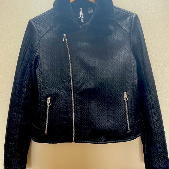 Stylish Desigual Jacket - Picture 3 of 5